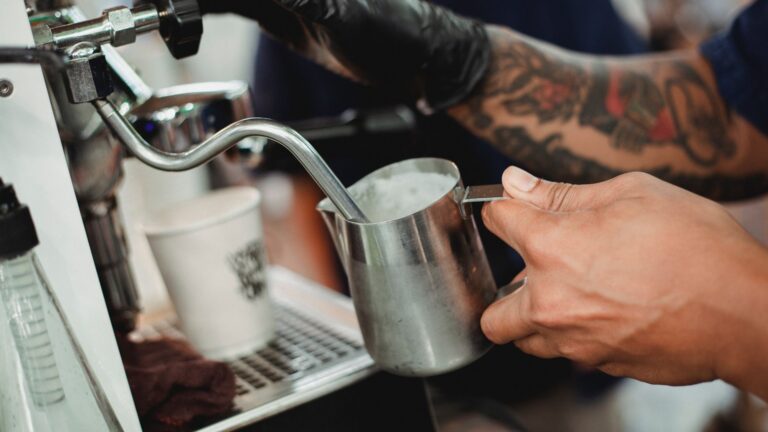 Perfekter Milchschaum für Ihren Kaffee